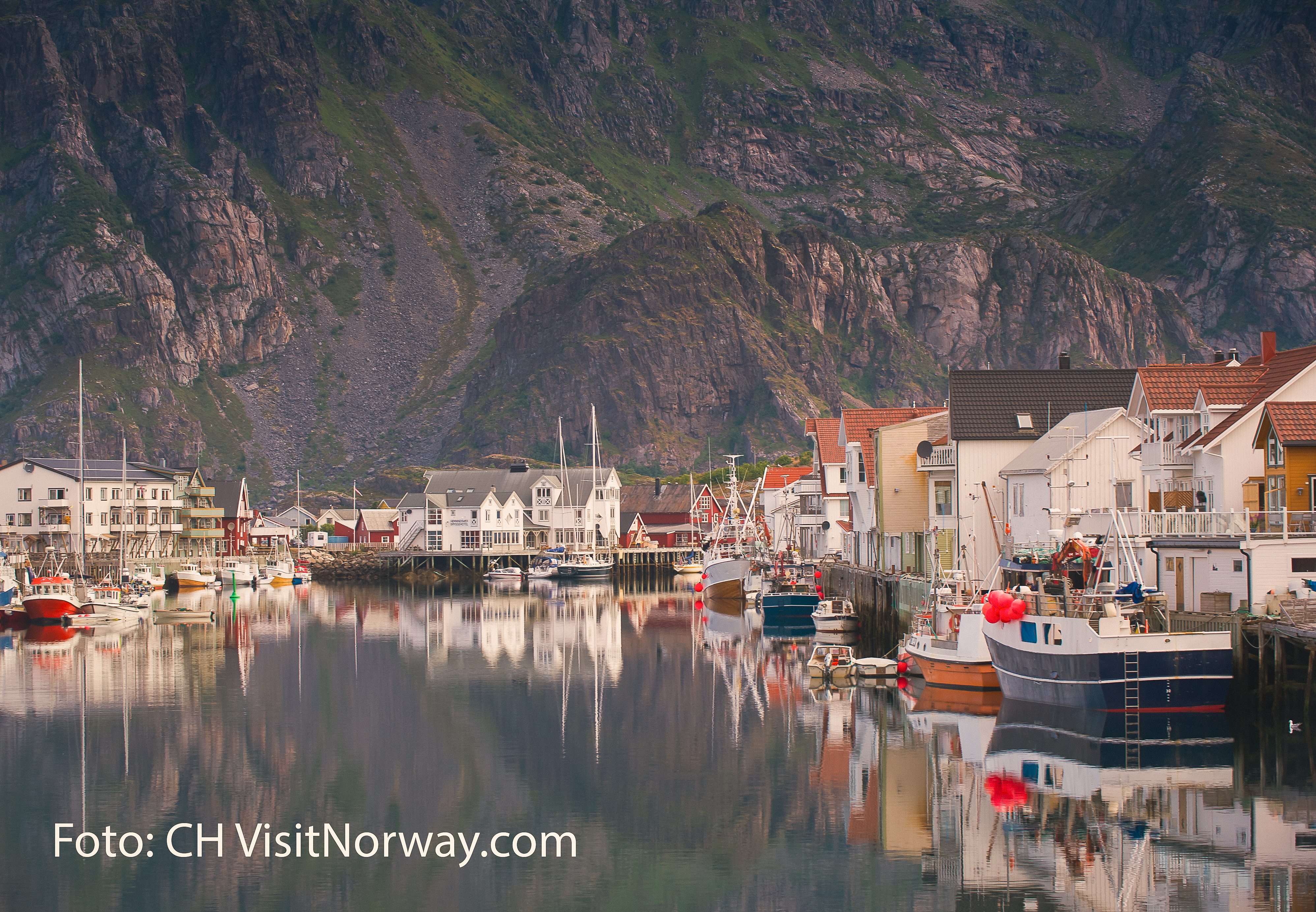 henningsvar-in-lofoten_ch-visitnorway.jpg