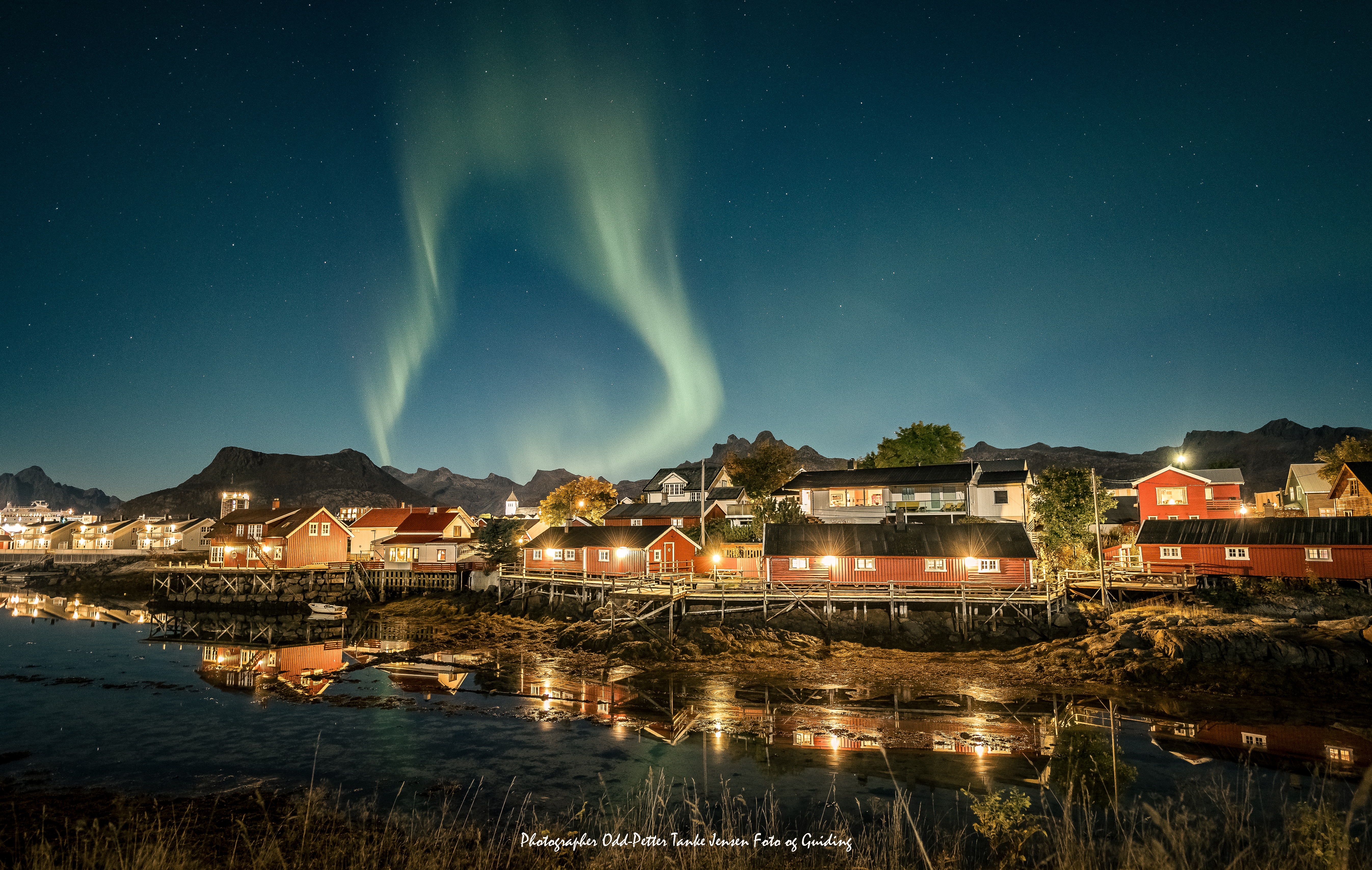 svinoya-rorbuer_foto-Odd-Petters Tanke Jensen Foto og Guiding.jpg