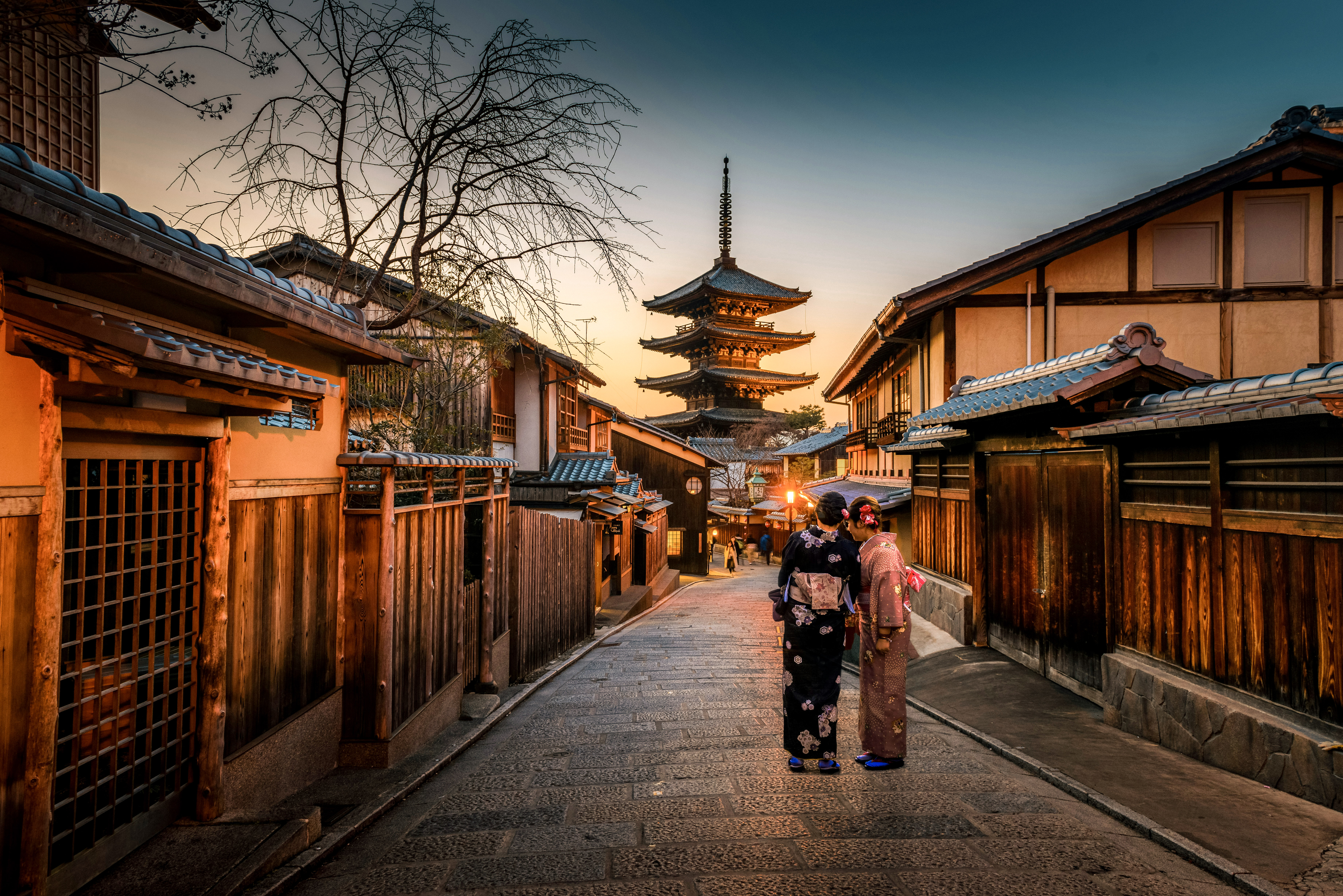 kyoto1-unsplash.jpg